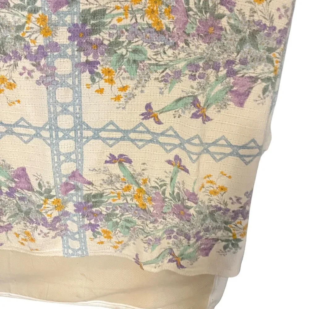 Vintage USA Made 100% Cotton Floral 94